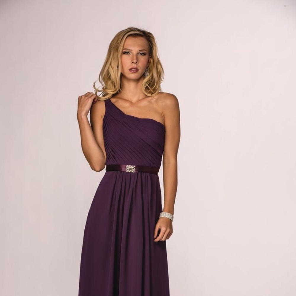 Milano Formals Purple Bridesmaid dress/gown NWT Multiple sizes Avail
